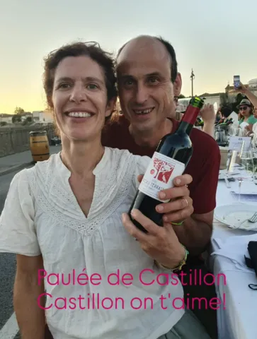 <p>Paulée de Castillon<br />Castillon, on t'aime !</p>