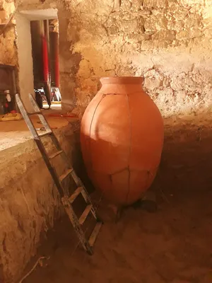 Qwevri au château Terrasson - avant enfouissement